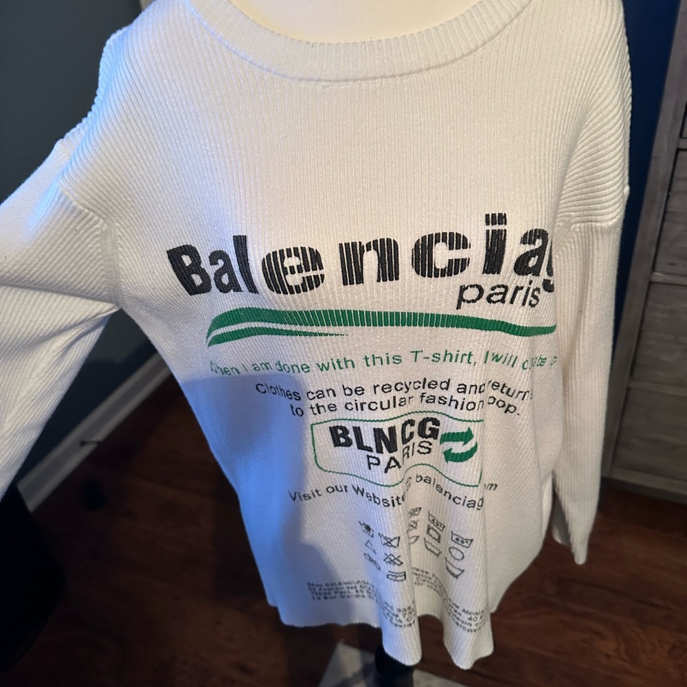 White Graphic Sweater - Picture 2 of 4